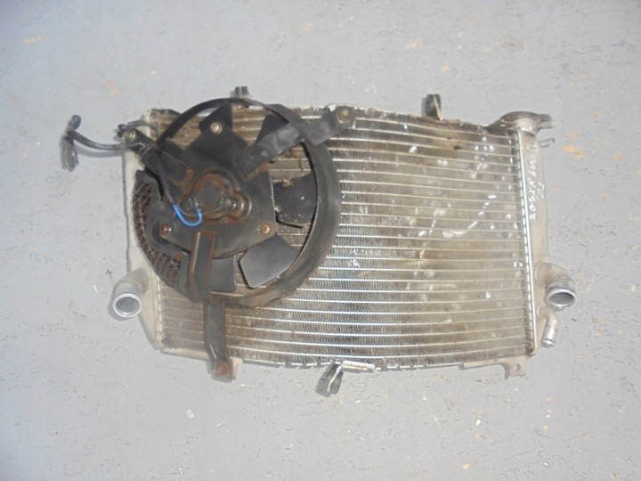 SUZUKI GSXR 600 K1 K2 K3 VENTILADOR DEL RADIADOR 