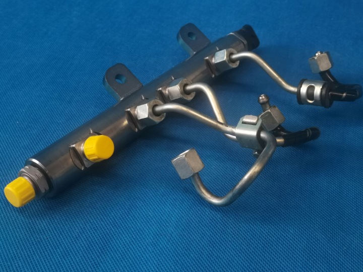 JAGUAR XF II X260 18R 3.0TD V6 MOULURE INJECTION CAPTEUR BOSCH CK5Q-9D280-BB