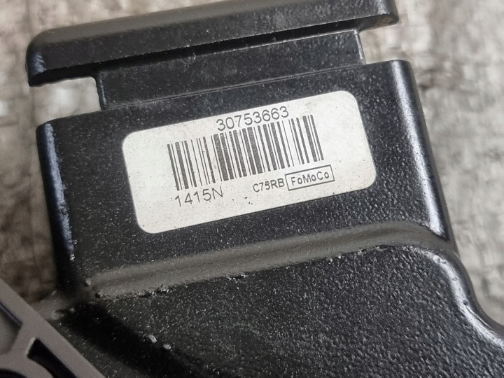 SERRURE DE PORTE DROIT AVANT 30699110 RH 10 GOUPILLE VOLVO V50