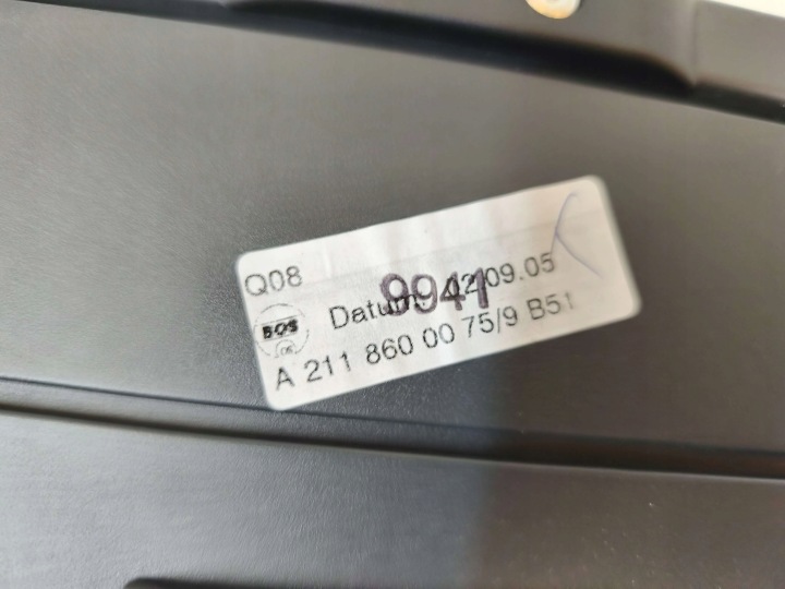 STORE COUVERCLES DE COFFRE MERCEDES-BENZ OE A2118600075