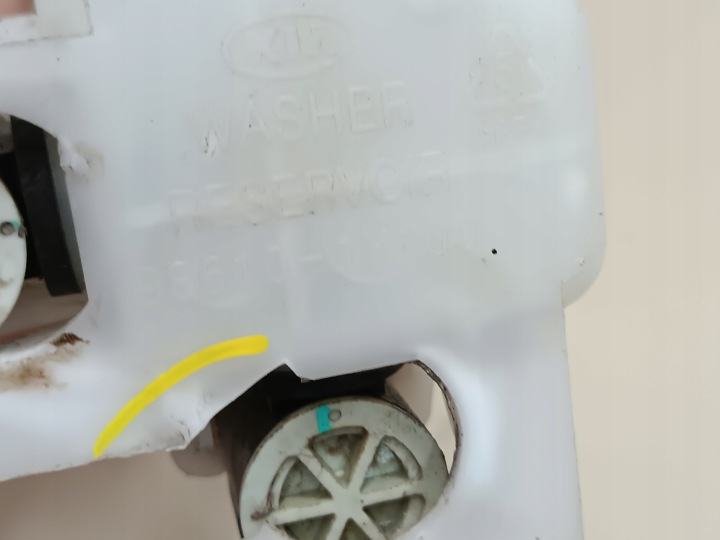 KIA PICANTO II 2011-2017 RÉSERVOIR LIQUIDE LAVE-GLACES 98610-1Y100