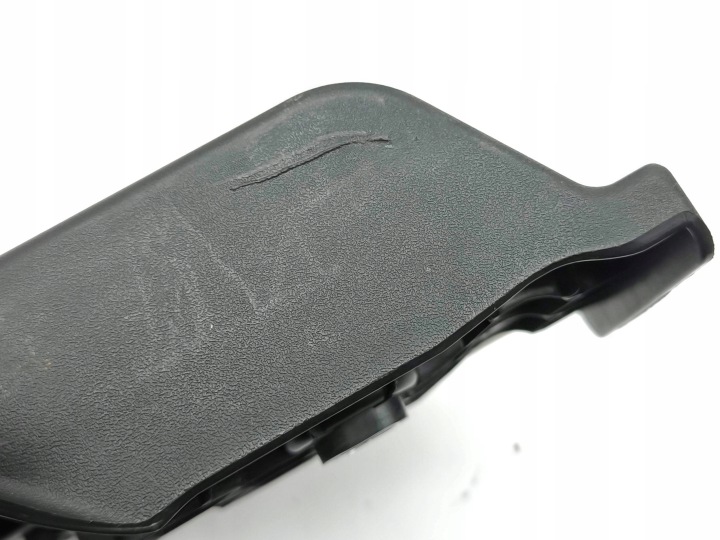 AUDI A1 2023 ÉLÉMENT GARNITURE DE PORTE COUVERCLES DE COFFRE 82A863423