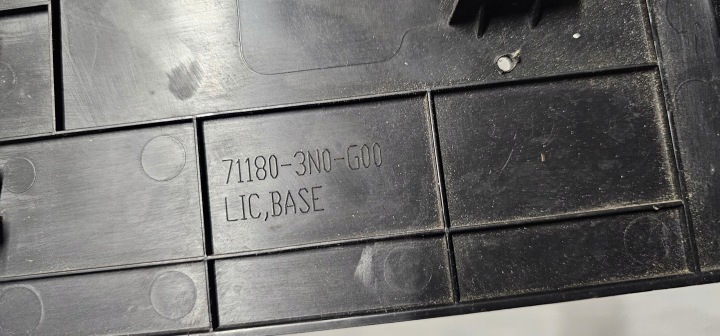SUPPORT SOUS TABLICE HR-V III 71180-3N0-G00