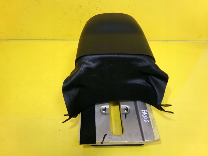 CHÂSSIS PROTECTION COLONNES CAOUTCHOUC AUDI A4 B6 8E0953512G NR146