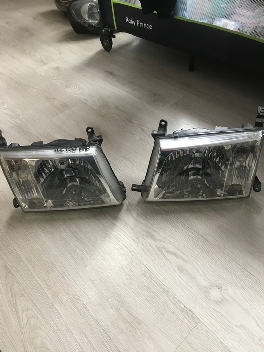 TOYOTA LAND CRUISER 100 JUEGO FAROS 