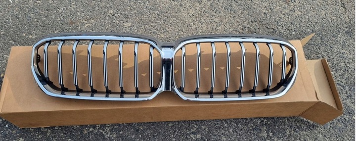 BMW 5 G30 G31 FACELIFT RADIATOR GRILLE GRILLE 185178 ORIGINAL 