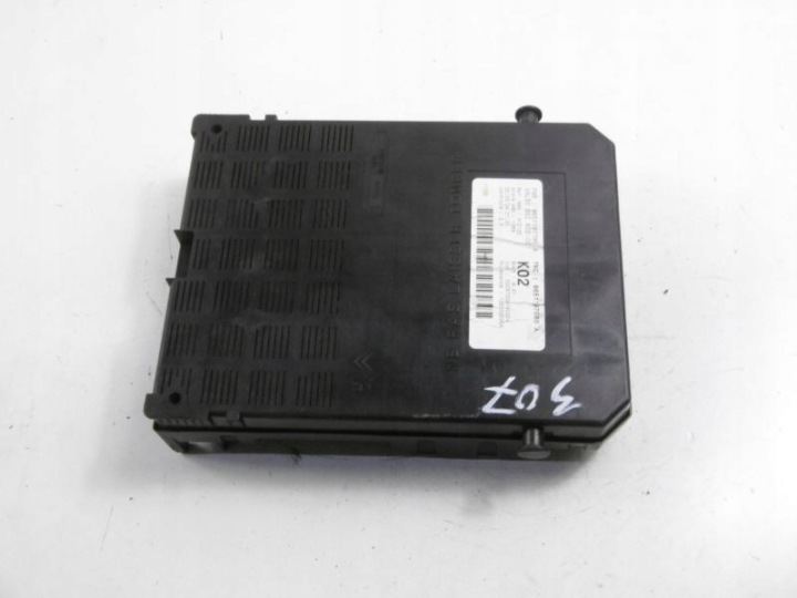 PEUGEOT 307 BOÎTE FUSIBLE K02-00 9651197080A