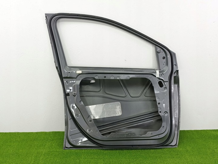 MERCEDES B-KLASA W247 A247 PORTES GAUCHE AVANT GAUCHE AVANT A2477221300
