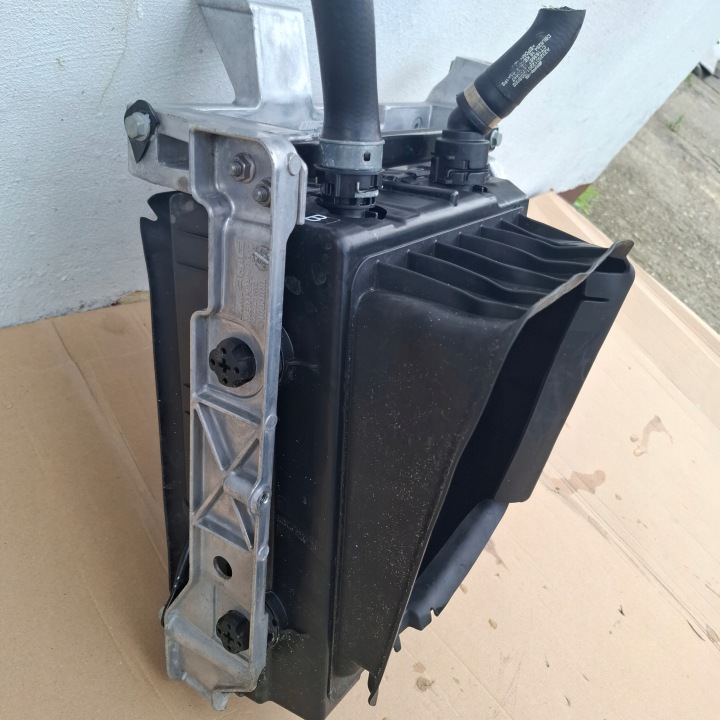 MERCEDES SL W232 232 W192 AMG GT DANS NADKO RADIATEUR EAU GAUCHE CHÂSSIS CHÂSSIS