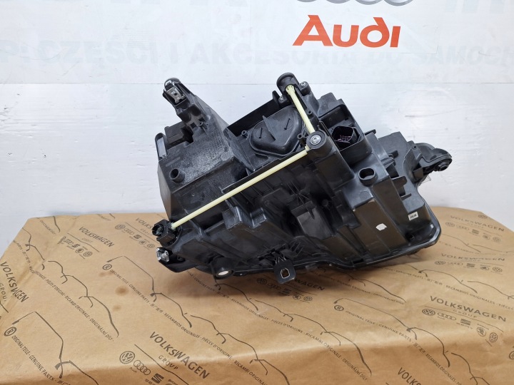 PROJECTEUR COMPLET LED AUDI Q4 E-TRON ORIGINAL OE EUROPE ASO 2019-2025 89A941033