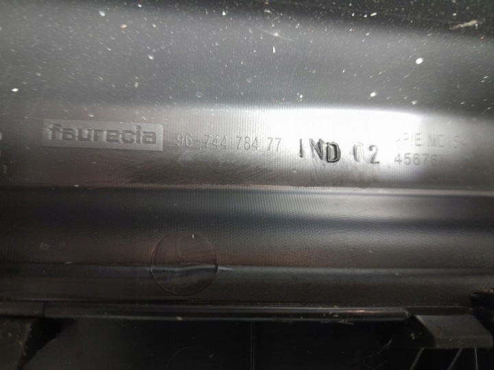 PEUGEOT 301 LIFT TUNNEL CENTRAL 9674476477 9674478477
