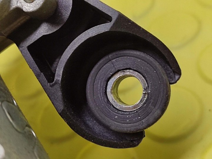 RENAULT CLIO III UNIVERSEL MOTEUR ESSUIE-GLACES ARRIÈRE 8200311486