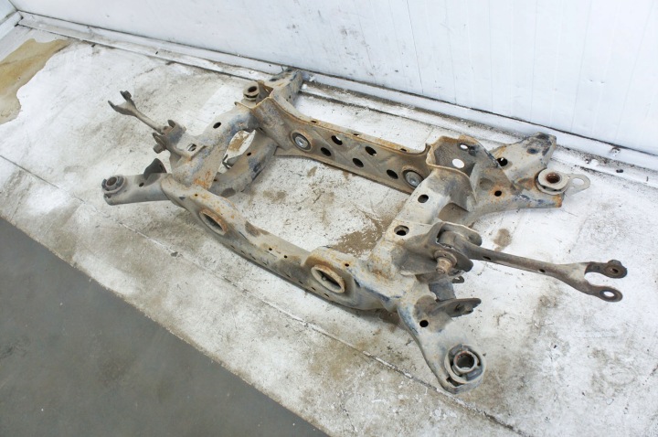 RK004 FORD MUSTANG VI 3.7I CHÂSSIS CHÂSSIS ARRIÈRE ARRIÈRE 32KG