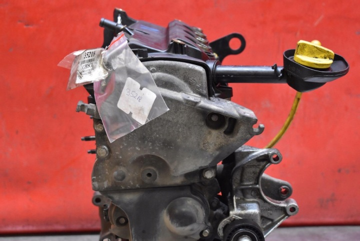 MOTEUR POTEAU ESSENCE D4FG728 RENAULT THALIA 1 I 1.2 16V 75 KM LIFT 06-08