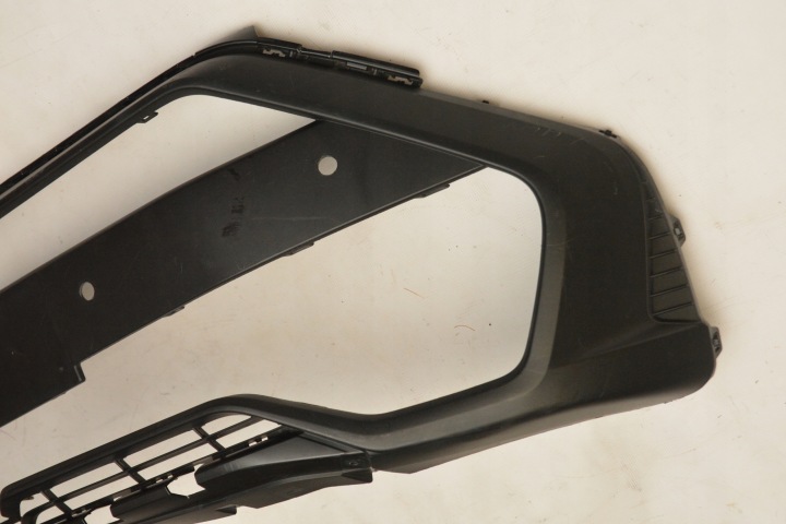 DOUBLURE GRILLE PARE-CHOCS AVANT TOYOTA PROACE CITY 23-2026R