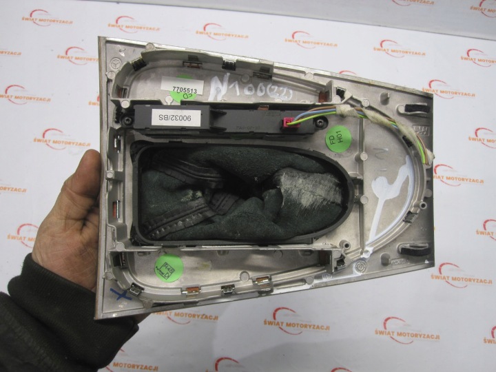 MERCEDES E CLASSE W211 LIFT 07R POMMEAU DE VITESSE INDICATEUR CHANGEMENTS VITESSE A2115420826
