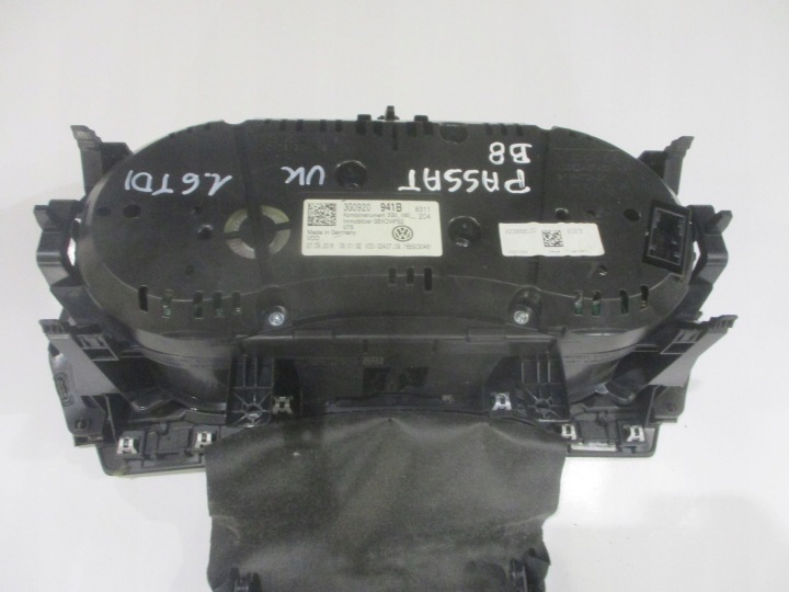 COMPTEUR COMPTEUR VW PASSAT B8 2.0 TDI CRL 3G0920941B
