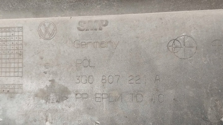 PARE-CHOCS AVANT AVANT VW VOLKSWAGEN PASSAT B8 2015- 3G0807221A