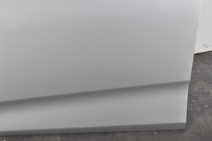 BMW F46 PORTES GAUCHE AVANT GAUCHE AVANT A83