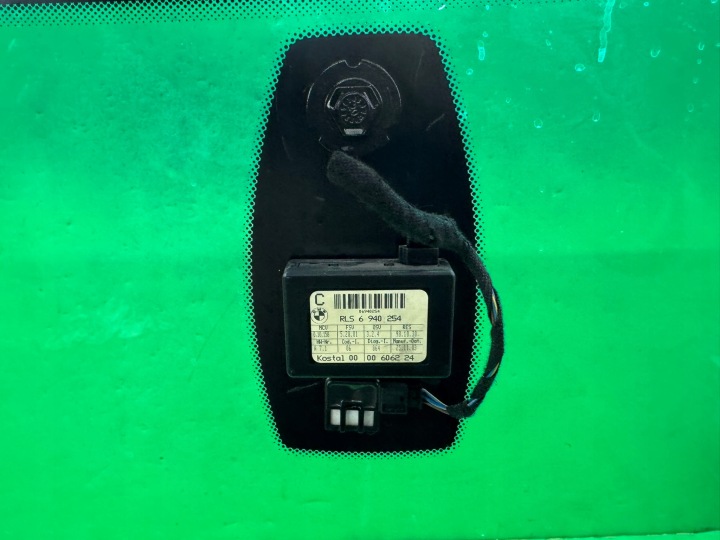 PARE-BRISE AVANT SOUS CAPTEUR CAPTEUR PLUIE 6940254 BMW 7 E65 E66 01-