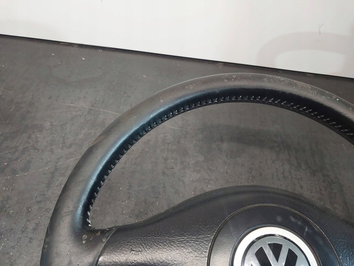 VW VOLANT À TROIS BRAS CUIR 3B0419091AN
