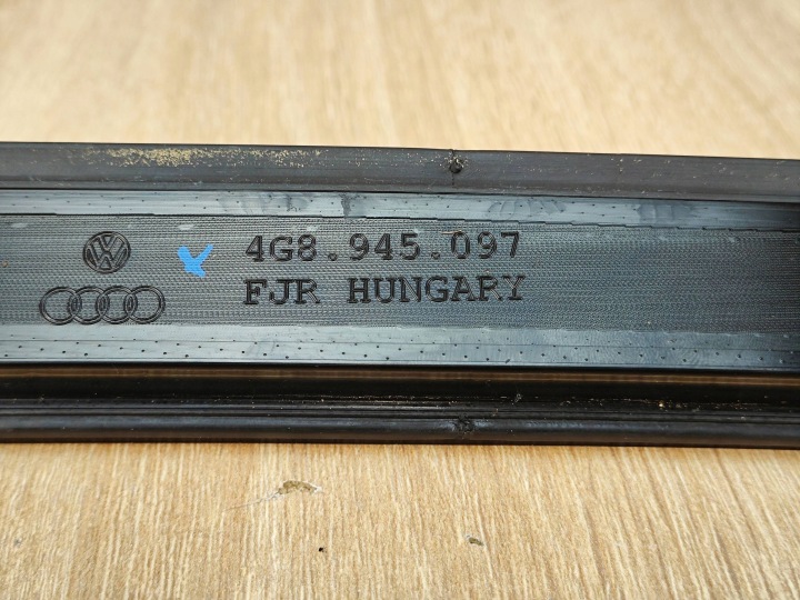 ORIGINE TROISIÈME LANTERNE STOP AUDI A7 C7 LIFT 4G8945097 34KM