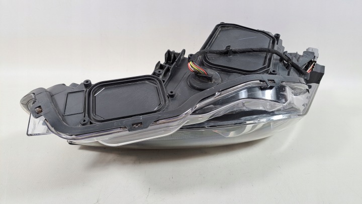TOYOTA AURIS II LIFT PHARE DROITE LENTILLE 81110-02K30