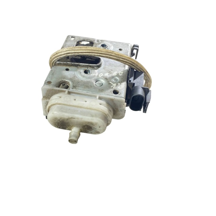 SERRURE DE PORTE AVANT GAUCHE CÔTÉ AUDI A8 S8 D2 4D 8D1837015F