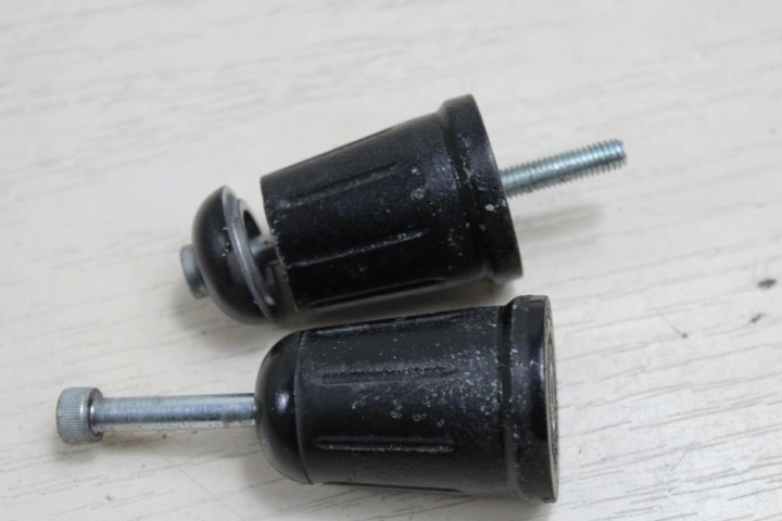 HONDA CB250 MC26 FINALES CAOUTCHOUC EMBOUTS