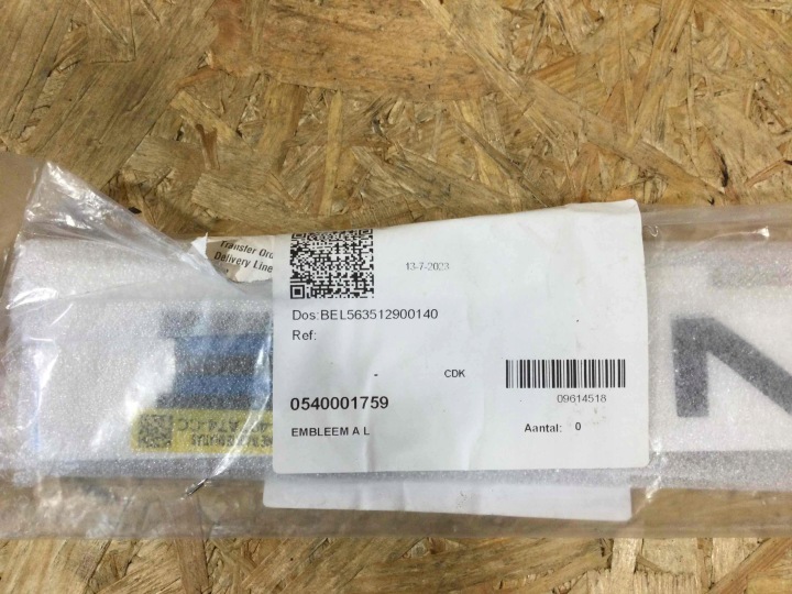 LAND ROVER RANGE ROVER EVOQUE L551 INSIGNE EMBLÈME K8D2-407A74-CC LR174371