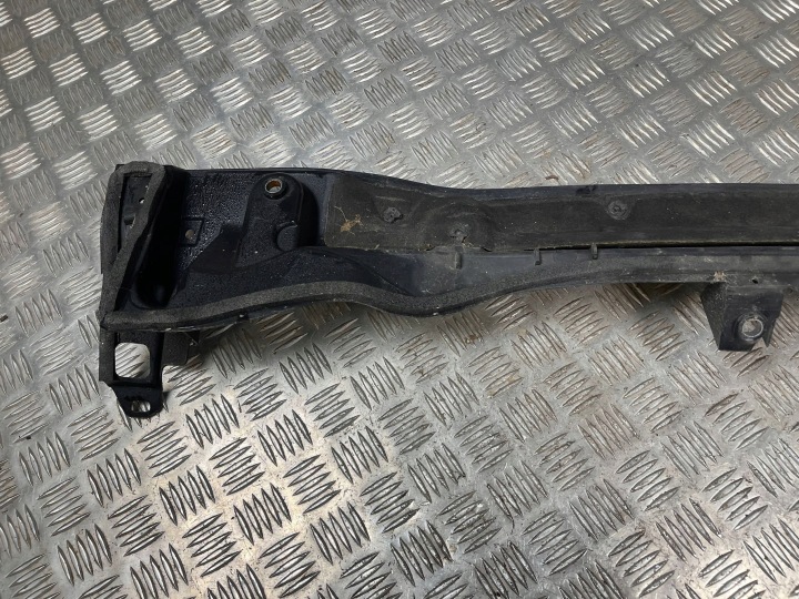 RENAULT OE 668107547R DOUBLURE DE PASSAGE DE ROUE INFÉRIEUR