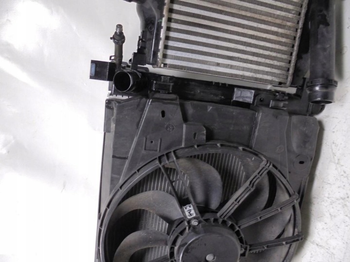 ENSEMBLE RADIATEURS COURROIE AVANT VENTILATEUR 214818009R RENAULT CAPTUR I LIFT 18R