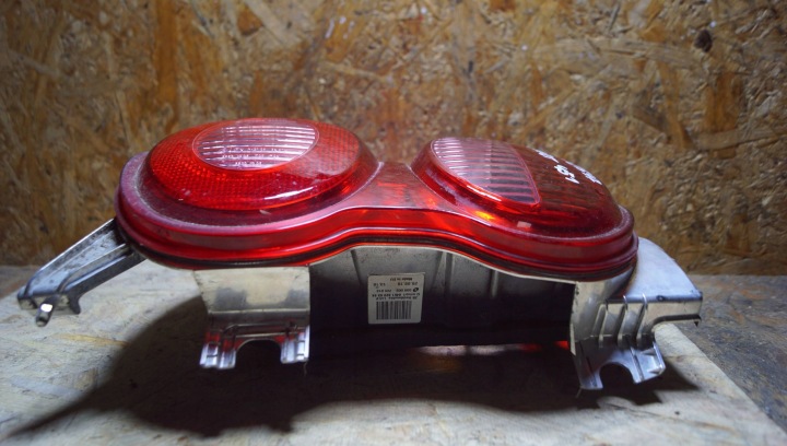 SMART FORTWO II 451 LIFT PHARE GAUCHE ARRIÈRE UK (S2547)