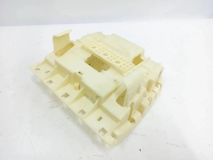 APPUI-TÊTE LAND ROVER RANGE ROVER SPORT (L320) 341388 34314769 3.6L 2008
