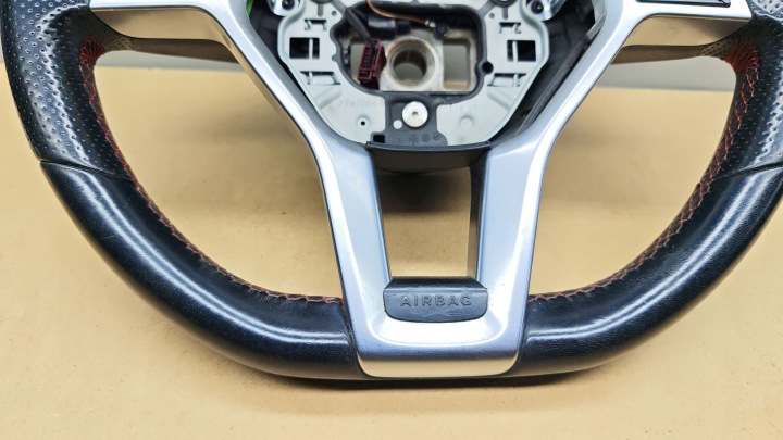 VOLANT CUIR AMG W117 W176 A1724601603