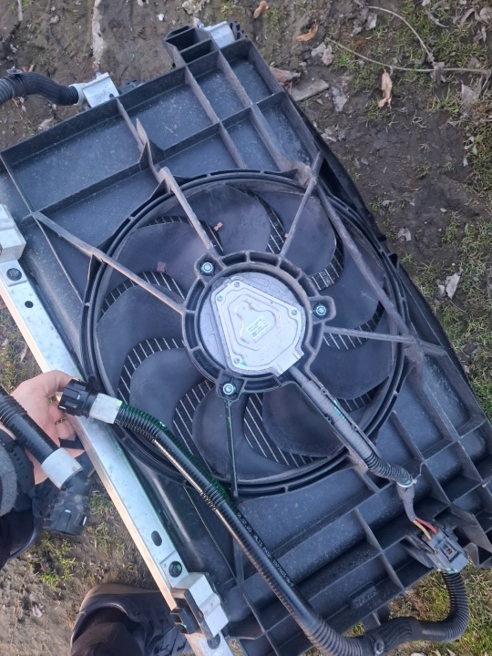 TESLA MODÈLE 3 III PANNEAU AVANT POUTRE RADIATEURS 1118289 1077082 VENTILATEUR