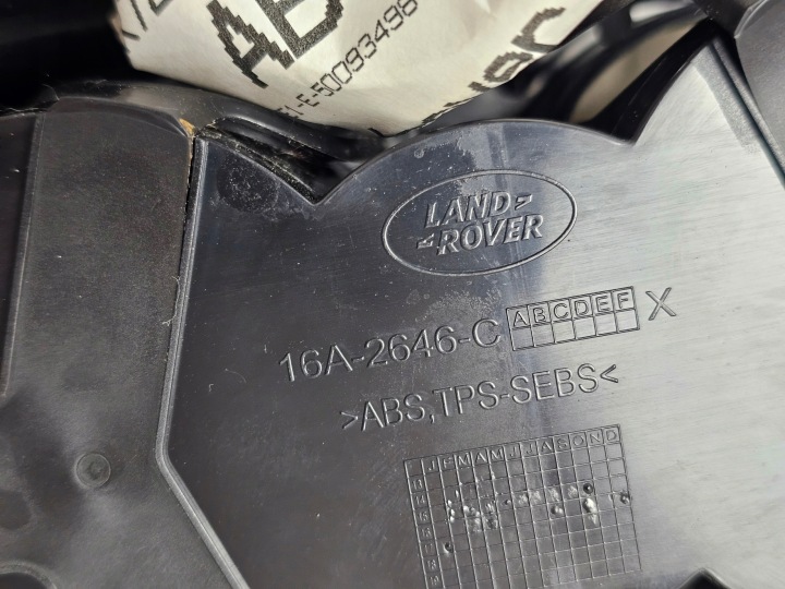 PROTECTION TUNNELS CHÂSSIS CHÂSSIS POIGNÉE SUR GODET USB TRANSMISSION RANGE ROVER L550