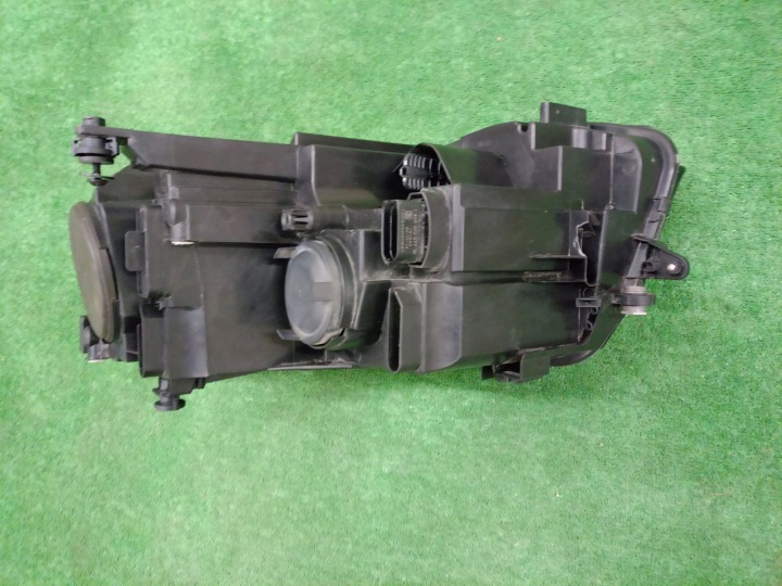 PHARE AVANT DROITE VW TIGUAN 5NB ORDINAIRE