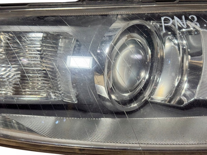 PHARE DROITE AVANT DROIT AVANT AUDI A6 C6 XÉNON 4F0941030EH 4F0941329B