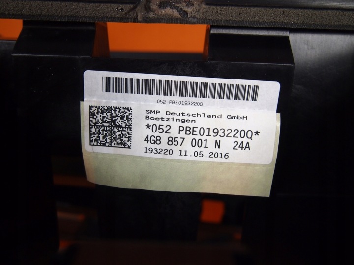 AUDI A7 4G TABLEAU DE BORD CONSOLE HEAD UP 24KM
