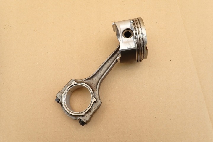 PISTON BIELLE FIAT TIPO II 2015- 1.4 16V 95KM 843A1000 55196809 OEM