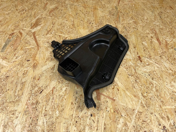 PROTECTION PLASTIQUE FARTUCHA AVANT DROIT MINI F56 7305494