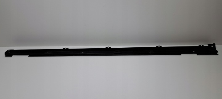 AUDI Q3 MOULURE SEUIL DROITE 83A853890
