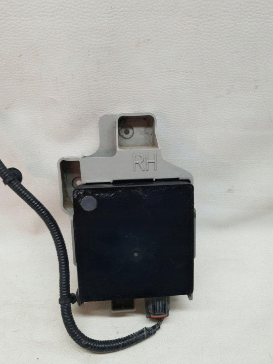 FORD MONDEO MK5 V 14-19 RADAR MODULE CAPTEUR FIXATION ARRIÈRE DS7T-14C689-ED