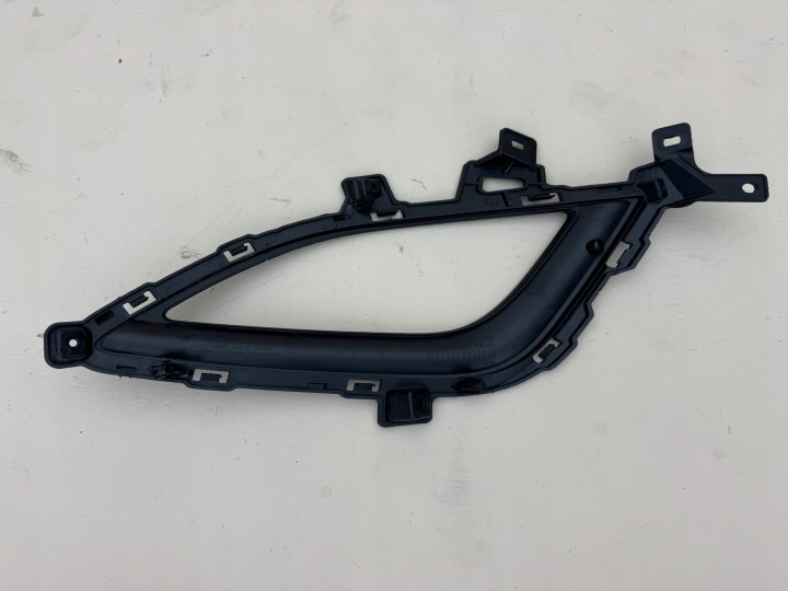 HYUNDAI I30 II 2 12-17R CHÂSSIS CALANDRE HALOGÈNE DROITE AVANT 86564-A6030