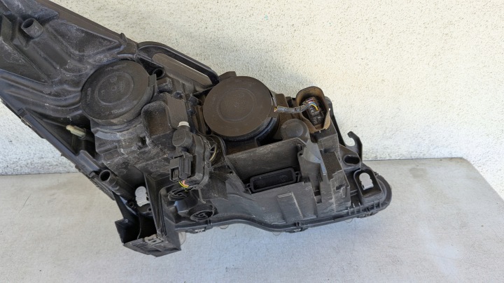 PHARE AVANT AVANT GAUCHE PEUGEOT 5008 I