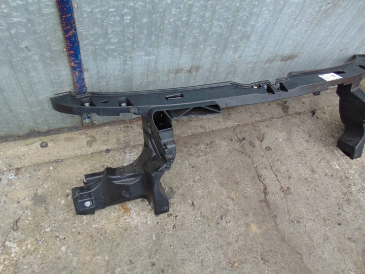 RENFORCEMENT AVANT COURROIE AVANT VW T5 T6 7E0805598F