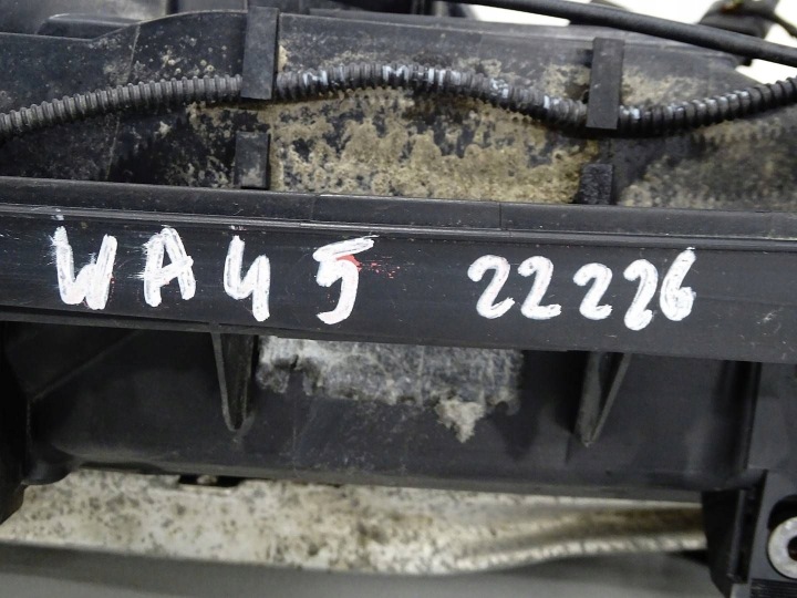 PANNEAU AVANT POUTRE RADIATEURS ENSEMBLE AUDI A3 8V LIFT 2.0 TDI 5Q0121251GD
