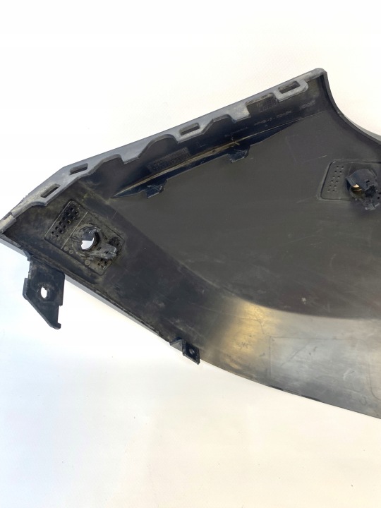 PARE-CHOCS GAUCHE AVANT LAND ROVER DEFENDER L663 L8B2-17D750-A