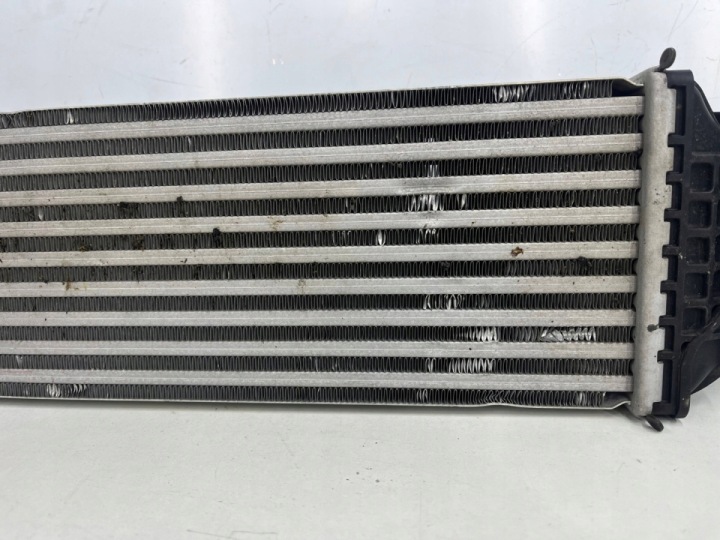 RADIATEUR D'INTERCOOLER AUDI A4 B9 A5 A6 C8 A7 Q5 3.0 TDI 2.0 TFSI 16R.-